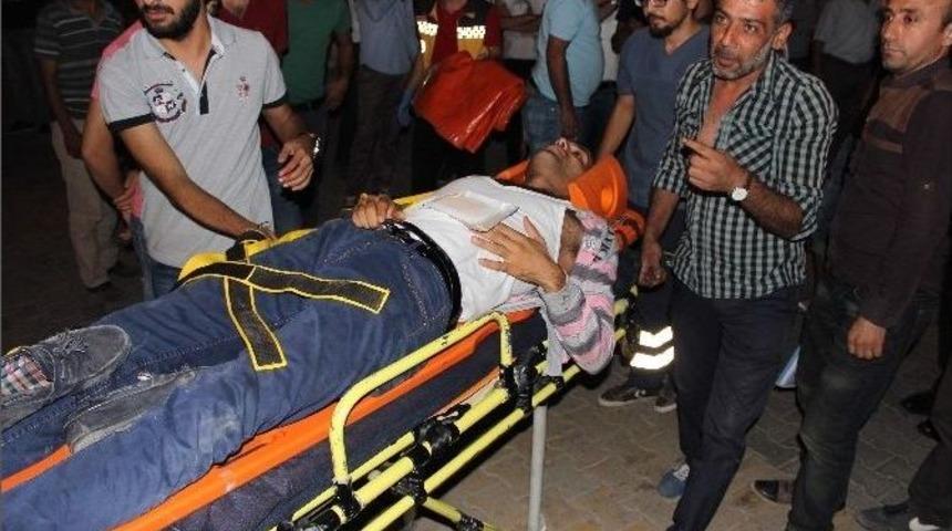 Adıyaman&rsquo;da Bı&ccedil;aklı Kavga: 1 Yaralı