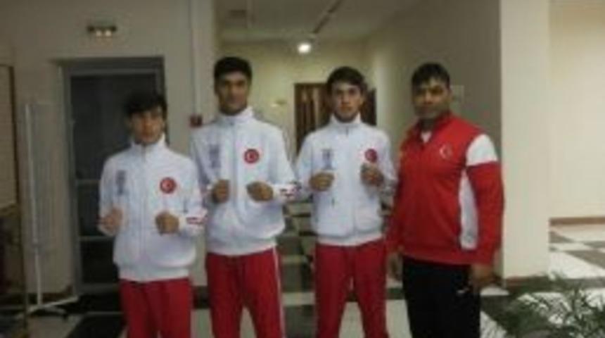 D&uuml;nya Boks Şampiyonasında Milliler 3 Madalyayı Garantiledi