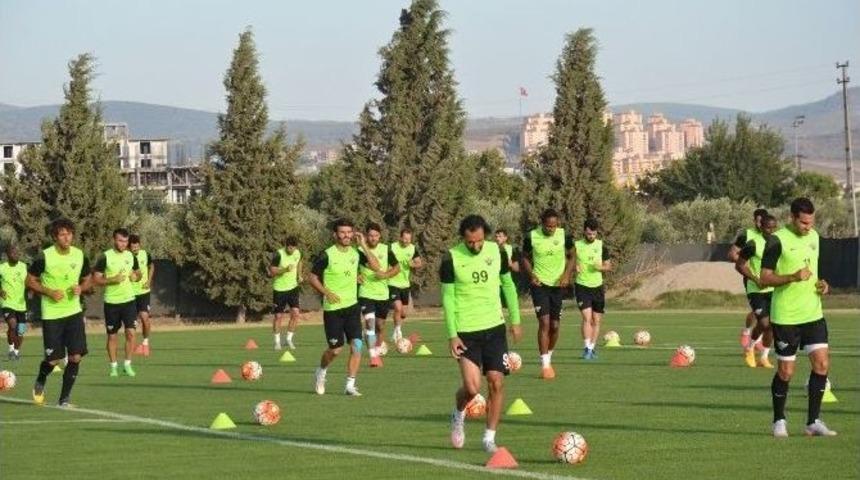 Akhisar Belediyespor&rsquo;da Forma Savaşı