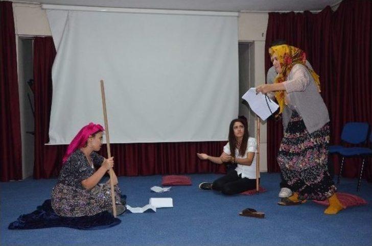 Kansere Tiyatro İle Dikkat Çekecekler G1