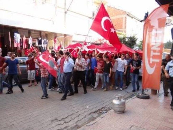 Gölpazarı Da Teröre Karşı Tek Yürek Oldu G4