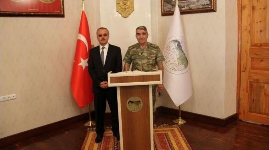 3. Ordu Komutanı Savaş, Vali &Ouml;zdemir&rsquo;i Ziyaret Etti