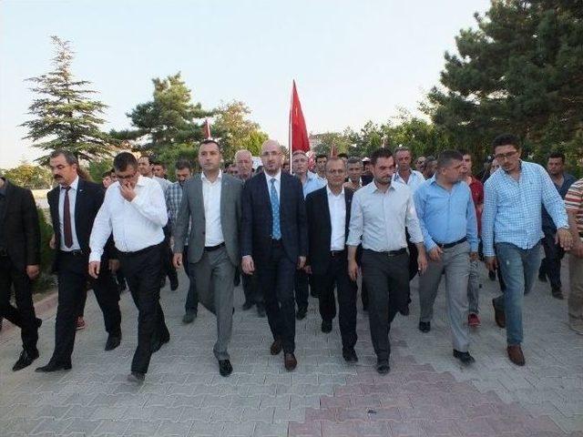 Karaman’da Ülkü Ocakların’dan Teröre Lanet Yürüyüşü