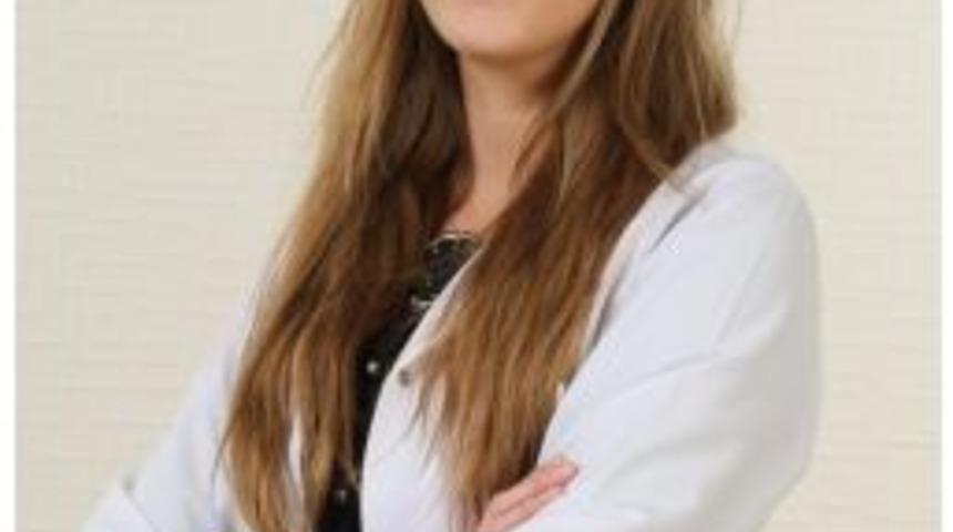 Psikolog Yeşilkaya, İntiharların &Ouml;nlenebileceğini Belirtti