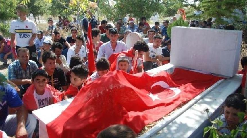 Aksaray&rsquo;da Şehitler İ&ccedil;in Y&uuml;r&uuml;y&uuml;ş Yapıldı