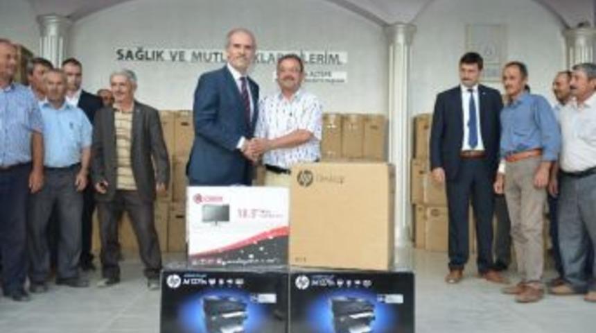 B&uuml;y&uuml;kşehir&rsquo;den 139 Muhtara Bilgisayar