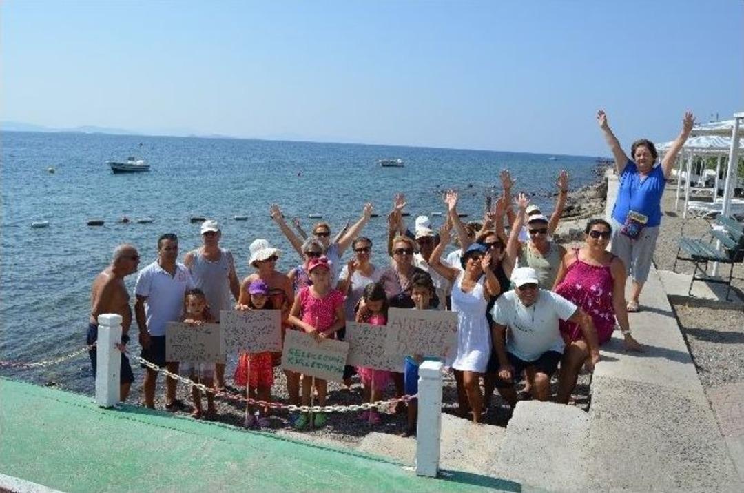 &Ccedil;andarlı&rsquo;da Deniz Kirliliği İsyanı