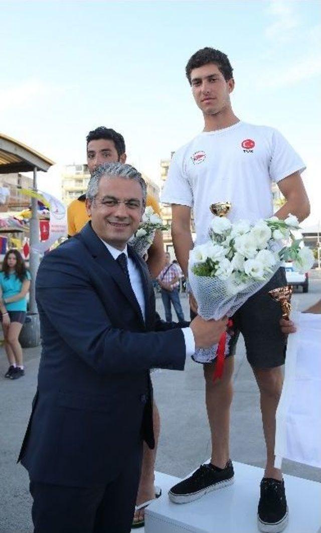 Karşıyaka&rsquo;dan Barışa &lsquo;yelken&rsquo; A&ccedil;tılar 3