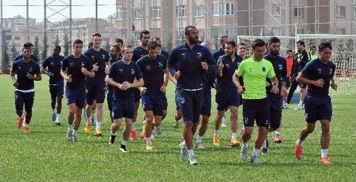 Medipol Başakşehir’de 3 Eksik G4