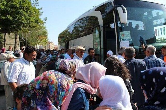 Sungurlu’da Hacılar Dualarla Uğurlandı