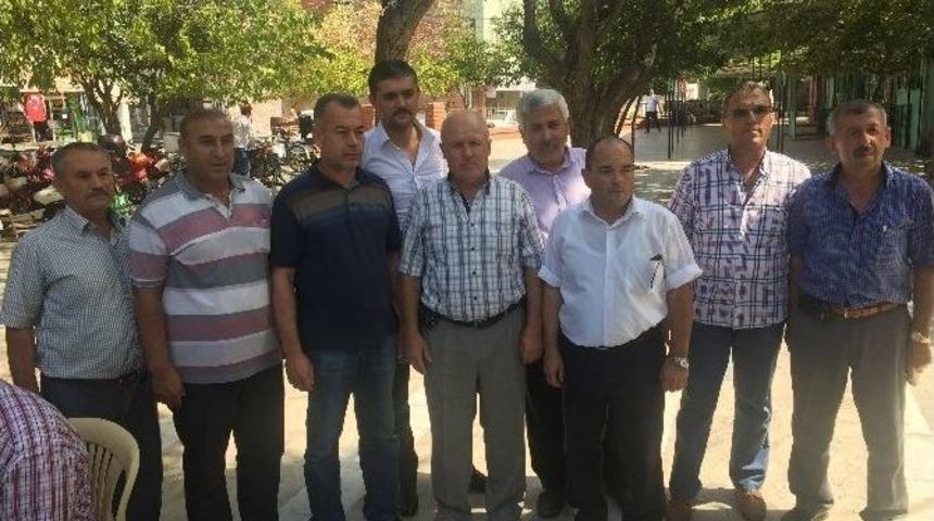 Akhisarlı Minibüsçüler Terörü Lanetledi