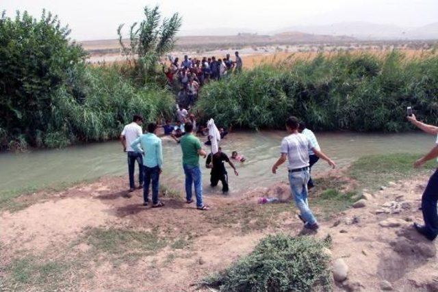 Silopi’De Sınırı Yüzerek Geçen Şoförlere Ateş Açtı: 4 Yaralı