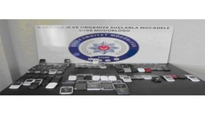 Ka&ccedil;ak Cep Telefonlarına Ge&ccedil;it Yok