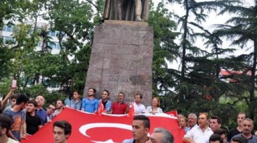 Trabzon&rsquo;Da Ter&ouml;re Tepki Y&uuml;r&uuml;y&uuml;ş&uuml;
