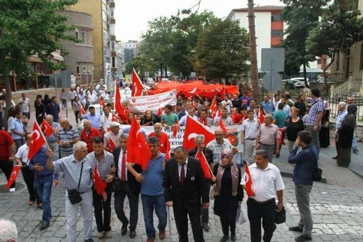 Gazi Ve Şehit Yakınlarından Ter&ouml;re Tepki Y&uuml;r&uuml;y&uuml;ş&uuml;