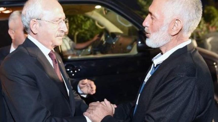 Kılı&ccedil;daroğlu'ndan Şehit Polis Fehmi Şahin'in Ailesine Taziye Ziyareti