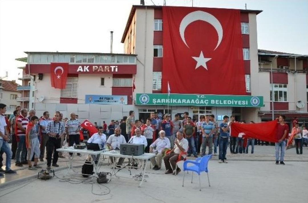 Şarkikaraağa&ccedil;&rsquo;ta Ter&ouml;re Tepki Y&uuml;r&uuml;y&uuml;ş&uuml;