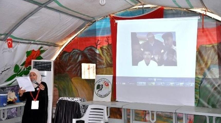 Suriyeli Kadınlardan Şiir Dinletisi