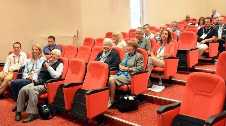 (&ouml;zel Haber) Akademisyenlerden Barış &Ccedil;ağrısı