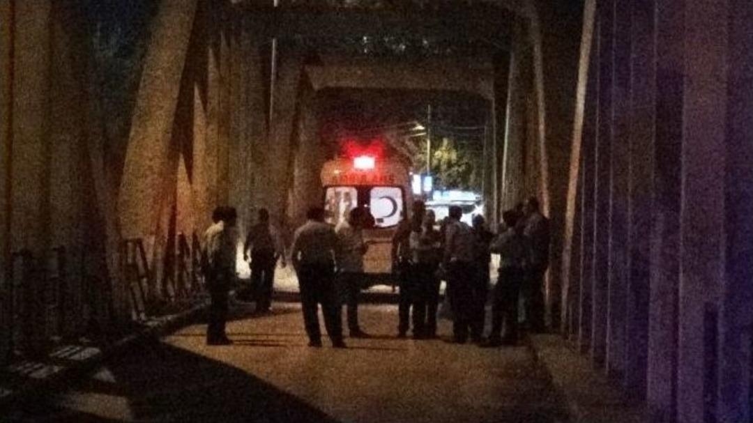 Eski Sakarya K&ouml;pr&uuml;s&uuml;&rsquo;nde İntihar Girişimi