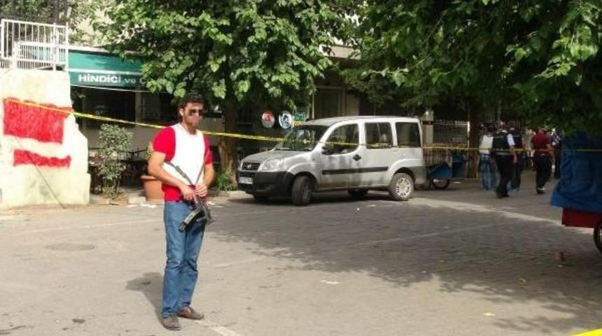 Diyarbakır'da Pkk'lılar &Ccedil;orbacıyı Taradı: 3'&uuml; Polis 4 Yaralı  (2)