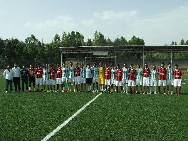 İki Kardeş İl&ccedil;e Dostluk Ma&ccedil;ı Yaptı 1