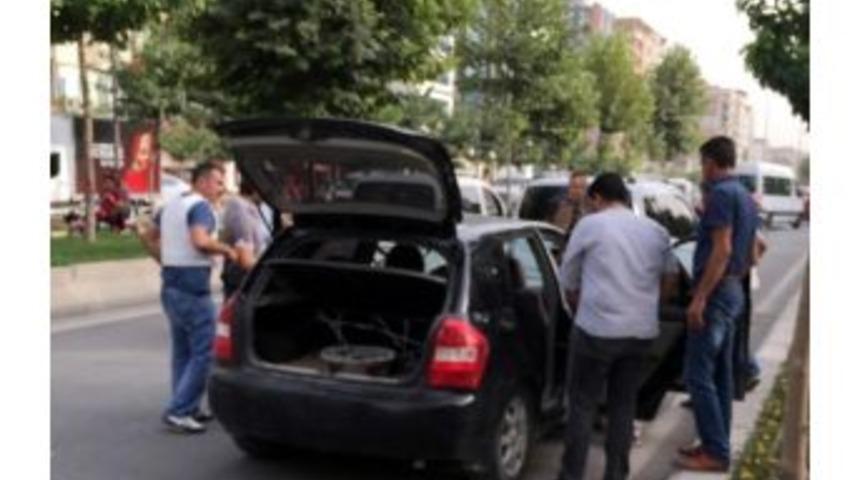 Ş&uuml;pheli Ara&ccedil; Plaka Tanıma Sistemine Takıldı: 2 G&ouml;zaltı