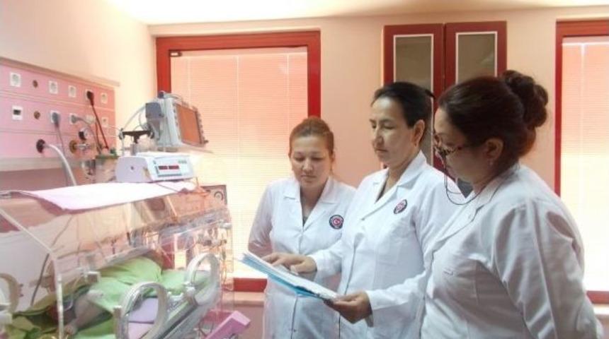 T&uuml;rkmenistan&rsquo;da Sağlık Alanında İşbirliği Devam Ediyor