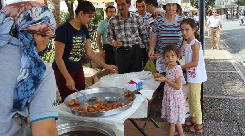 Aydın&rsquo;da Şehitlerin Ruhuna Lokma D&ouml;kt&uuml;r&uuml;ld&uuml;