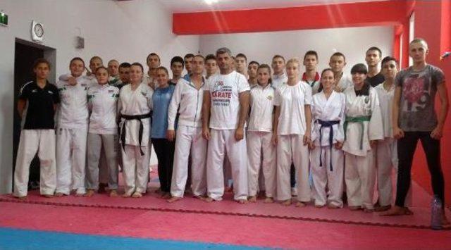İbrahim Erçin Bulgaristan Karete Milli Takımına 5 Gün Eğitim Verecek 1