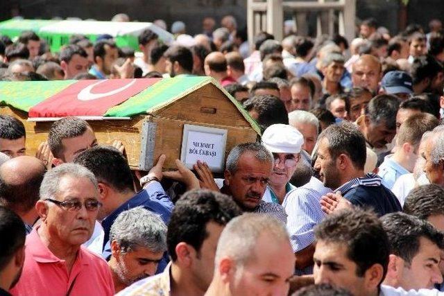 İnşaattan D&uuml;şen İş&ccedil;i Son Yolculuğuna Uğurlandı 1
