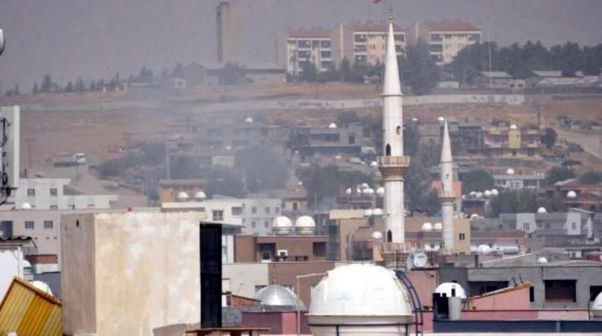 Cizre'de G&uuml;venlik G&uuml;&ccedil;lerine Pkk'dan Bombalı Tuzak: 5 Yaralı