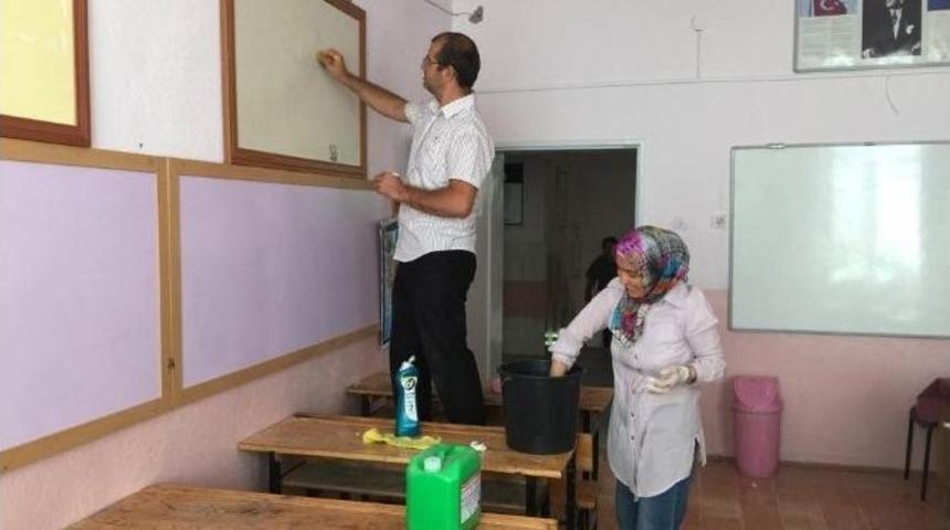 Hisarcık Atat&uuml;rk İlkokulu Eğitim &Ouml;ğretime Hazır