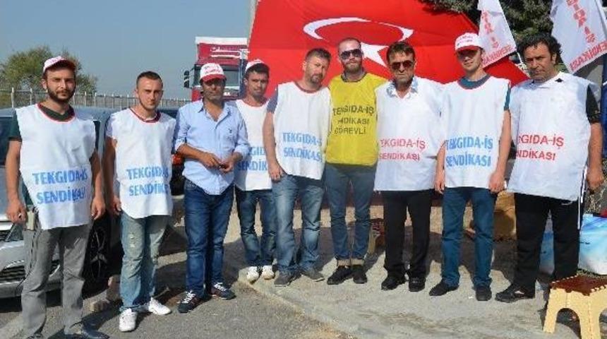 Gebze Osb'de 90 Iş&ccedil;iden, Işten &Ccedil;ıkarılan 2 Iş&ccedil;iye Destek Eylemi