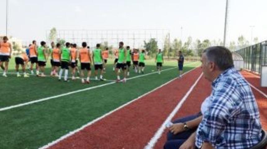 Sakaryaspor Karaberberoğlu&rsquo;nda &Ccedil;alıştı