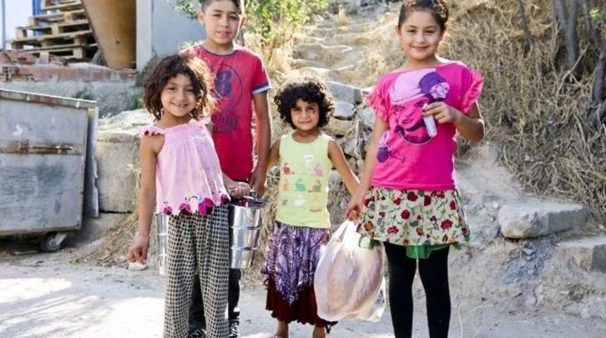 Maltepe Belediyesi&rsquo;nden 77 Bin Aileye Sıcak Yemek