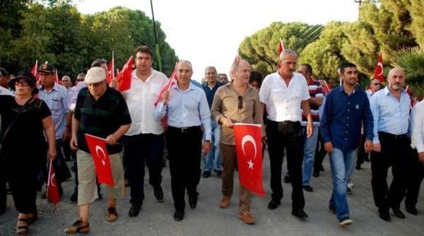 Seferihisar'da Ter&ouml;re Ortak Tepki