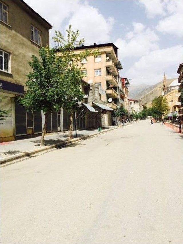 Çatak Esnafı Cizre İçin Kepenk Açmadı