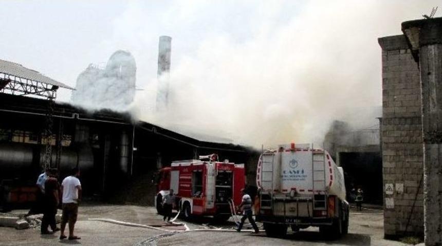 Fabrikada Patlama: 2 Kardeş Ağır Yaralı