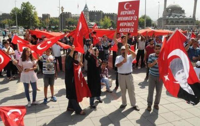 Şehit Ailelerinden 'teröre Lanet, Birliğe Davet' Mitingi