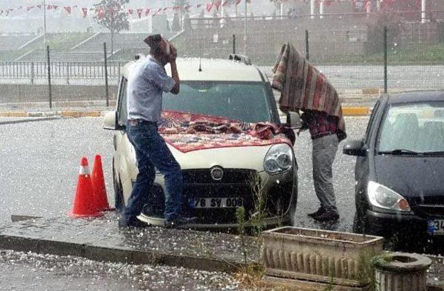 Karab&uuml;k te Dolu Etkili Oldu 2