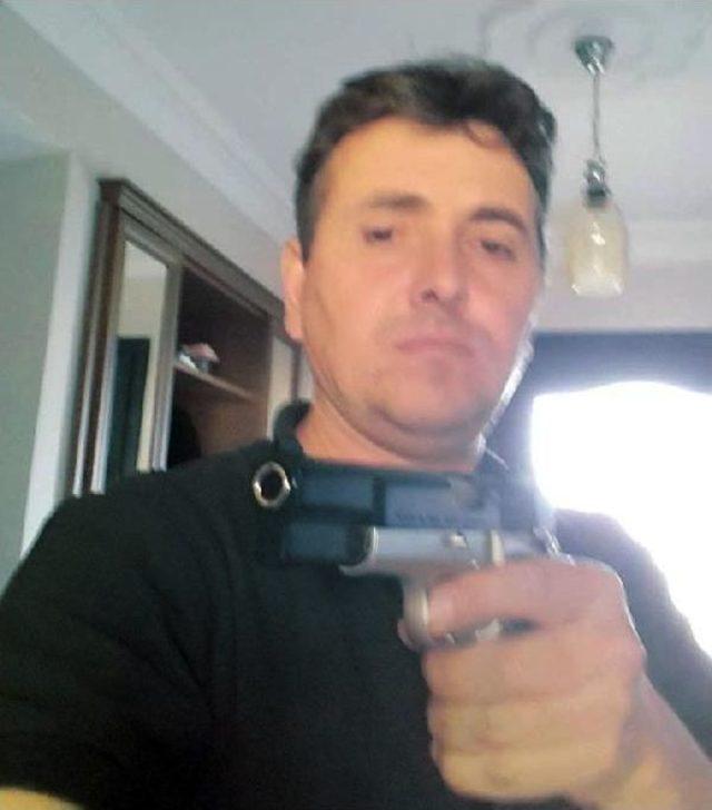 Muhtar Poz Verdiği Tabanca Ile Cinayet Işledi 1
