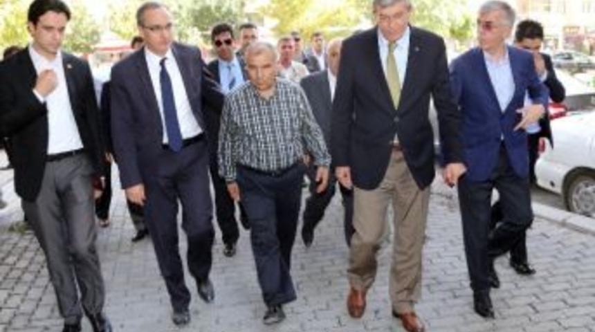 Bakan Aş&ccedil;ı&rsquo;dan Irak&rsquo;ta Ka&ccedil;ırılan İş&ccedil;ilerle İlgili A&ccedil;ıklama