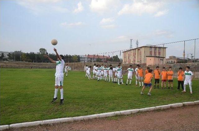 Sarıkamış Belediyespor Alt Yapı Takımını Oluşturdu