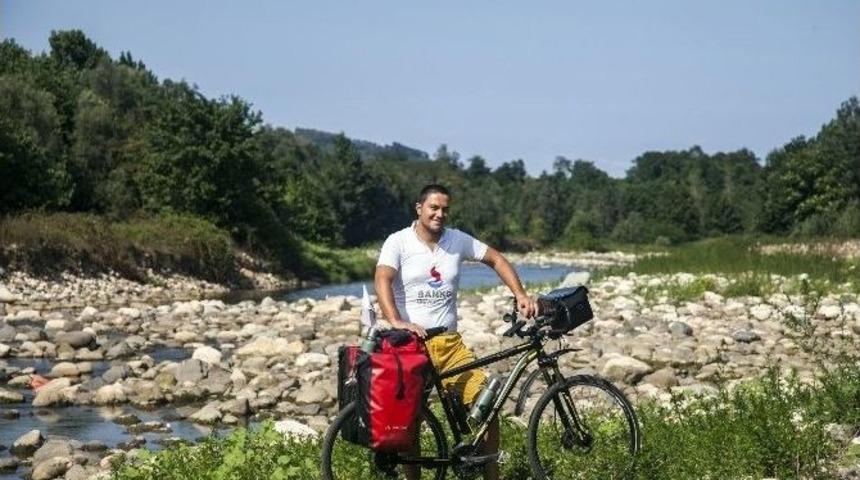 Sanko &Uuml;niversitesi Flaması Karadeniz Sahillerinde Dalgalandı