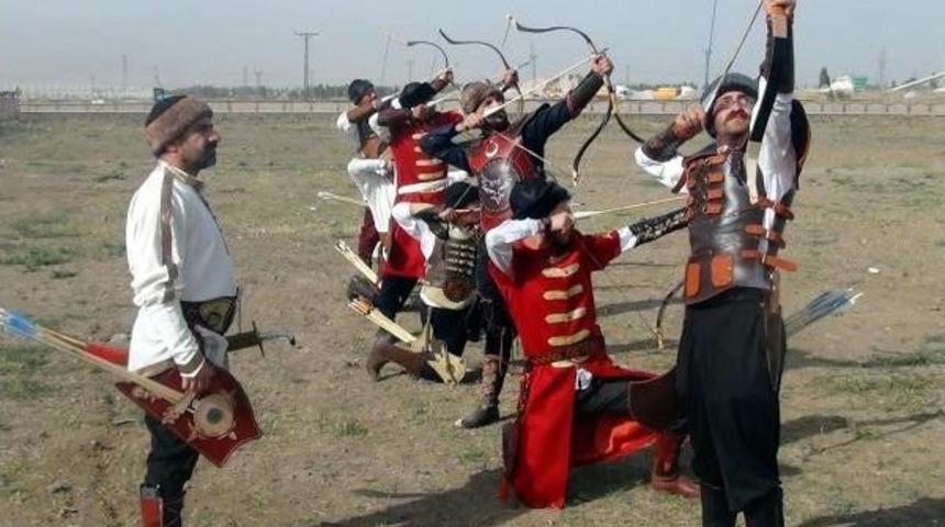 Belediye, Ok&ccedil;uluk Kul&uuml;b&uuml; Kurdu