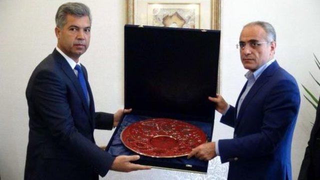 Bakan Top&ccedil;u: K&uuml;rt Kardeşlerimiz Devletine Ve Milletine Sahip &Ccedil;ıkacaktır 3