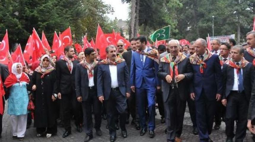 Destici, S&ouml;ğ&uuml;t'te Mehteran Eşliğinde Y&uuml;r&uuml;d&uuml;