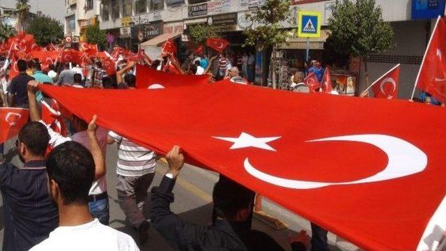 Şanlıurfa’da Teröre Tepki Yürüyüşü