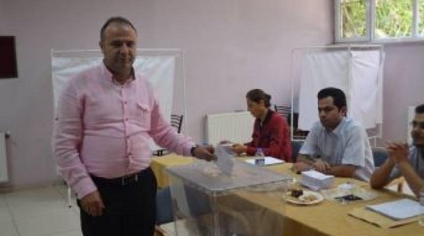 Tahir &Ouml;zel&ccedil;i G&uuml;ven Tazeledi